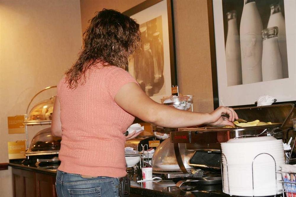Hampton Inn Staunton Restoran fotoğraf