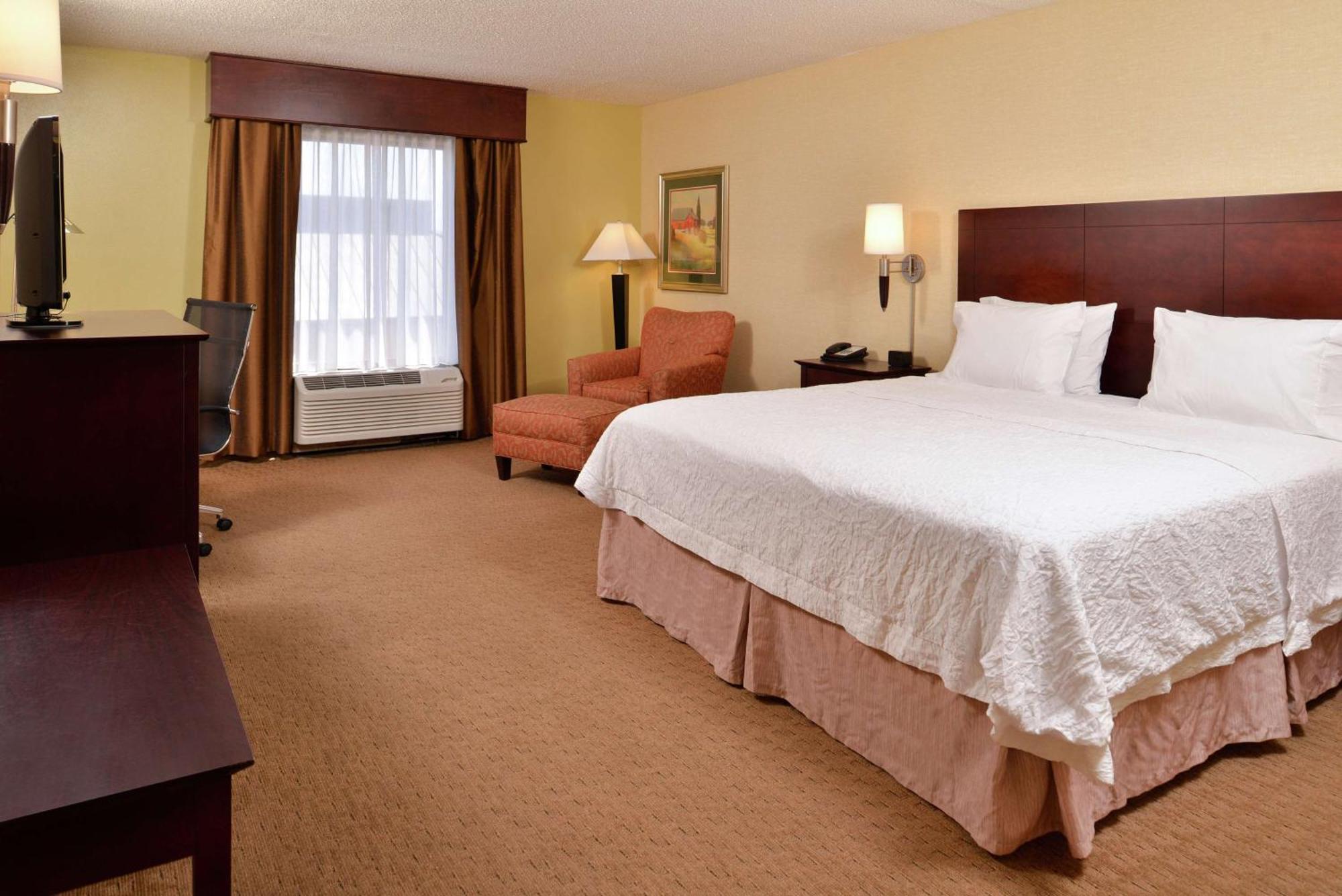 Hampton Inn Staunton Dış mekan fotoğraf
