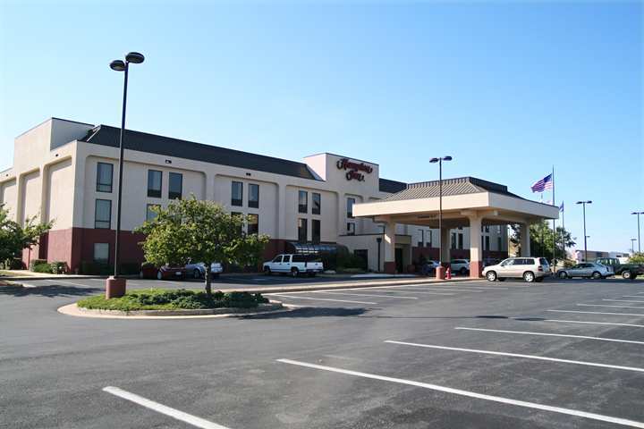 Hampton Inn Staunton Dış mekan fotoğraf